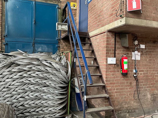 Bordestrap 11-trede - afbeelding 1 van  3