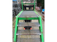 Bordestrap 13 trede 250cm hoog v.v. leuning - afbeelding 4 van  4