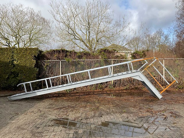 Bordestrap - afbeelding 13 van  13