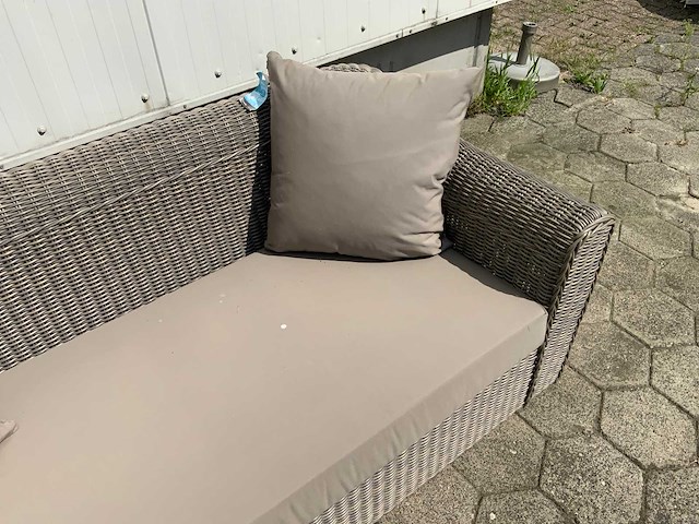 Borek - bali - garden benches - afbeelding 5 van  8