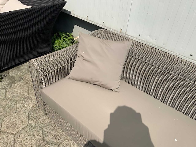 Borek - bali - garden benches - afbeelding 6 van  8
