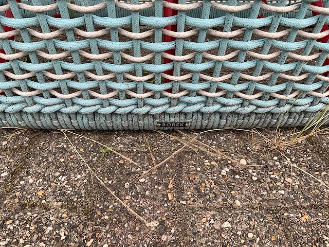 Borek - garden bench - afbeelding 6 van  7