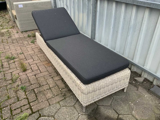 Borek - ligbed - afbeelding 5 van  10