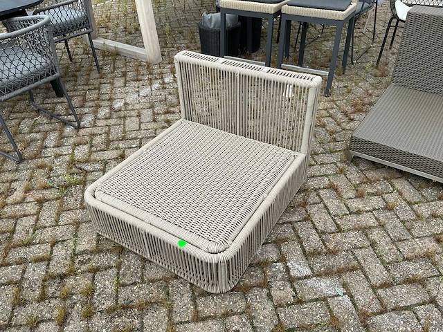 Borek - loungestoel - afbeelding 3 van  7
