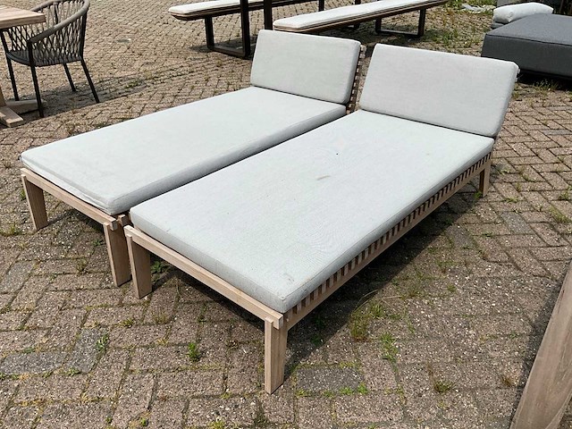 Borek - merano - sunbeds (2x) - afbeelding 2 van  6