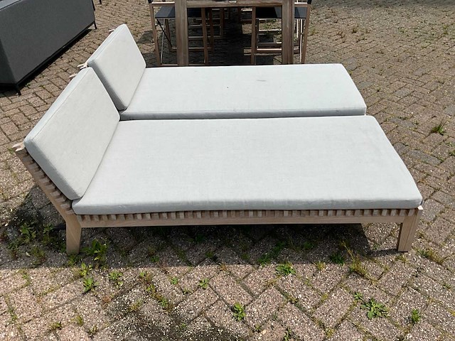 Borek - merano - sunbeds (2x) - afbeelding 3 van  6