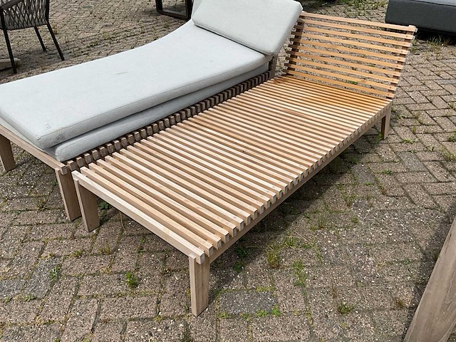 Borek - merano - sunbeds (2x) - afbeelding 6 van  6