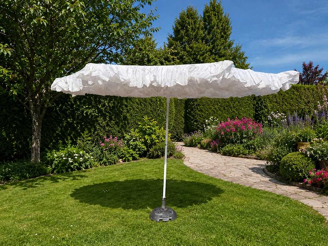 Borek - parasol - afbeelding 1 van  7