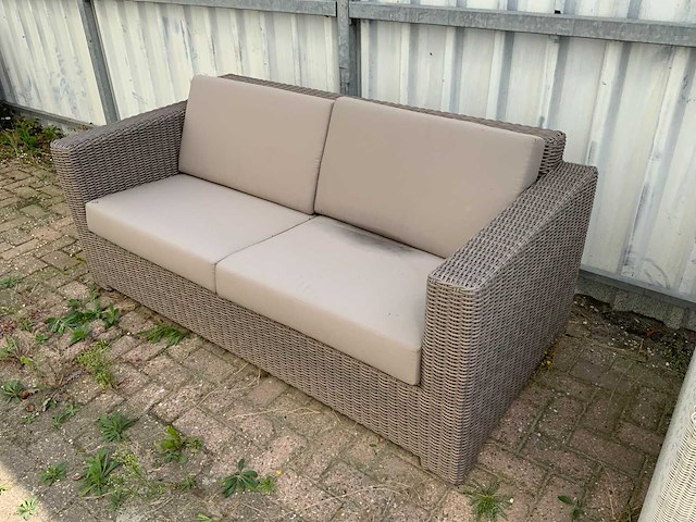 Borek - plaza - garden bench - afbeelding 2 van  8