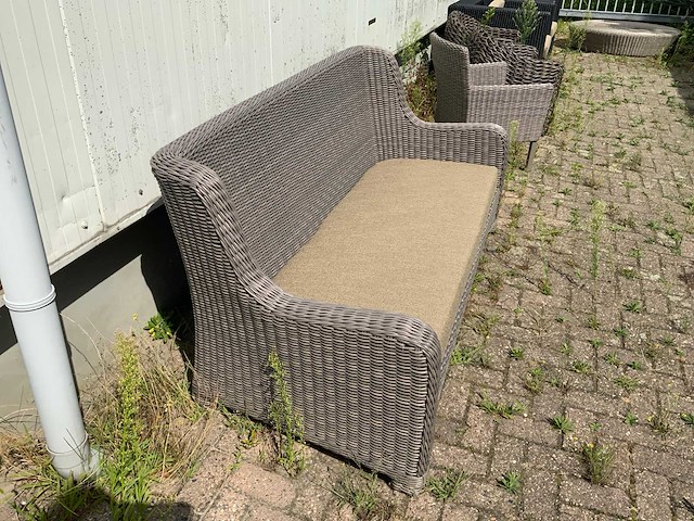 Borek - savannah - garden benches - afbeelding 4 van  7