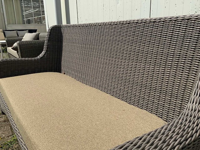 Borek - savannah - garden benches - afbeelding 5 van  7