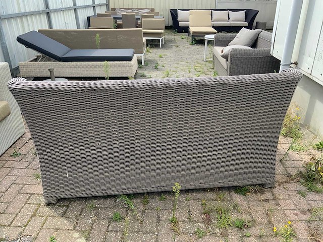 Borek - savannah - garden benches - afbeelding 6 van  7