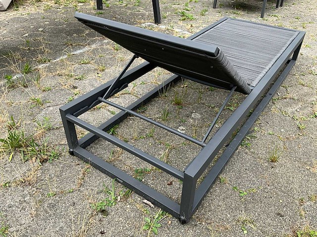 Borek - sunbed - afbeelding 4 van  6