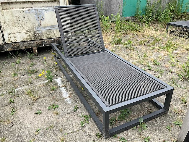 Borek - sunbed - afbeelding 7 van  7