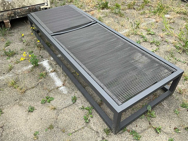 Borek - sunbed - afbeelding 4 van  5