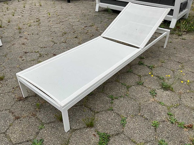 Borek - sunbed - afbeelding 1 van  4