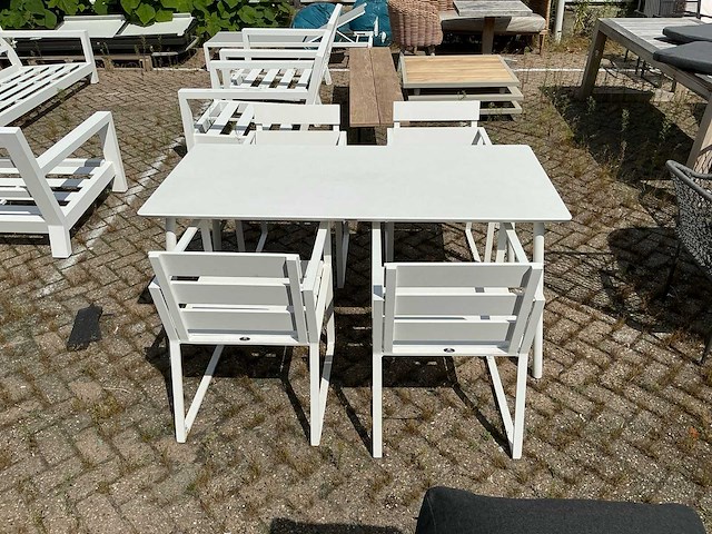 Borek - tuinset - afbeelding 4 van  11