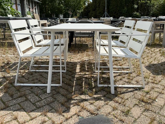 Borek - tuinset - afbeelding 7 van  11