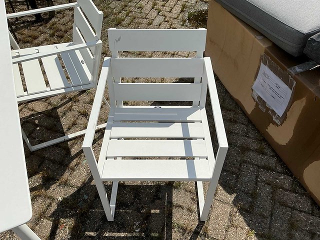 Borek - tuinset - afbeelding 9 van  11