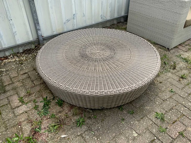 Borek - tuintafel - afbeelding 2 van  6
