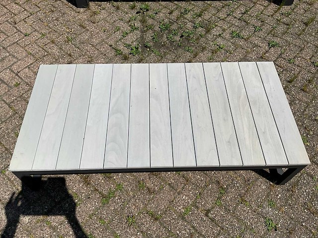Borek - venice - garden table - afbeelding 5 van  5
