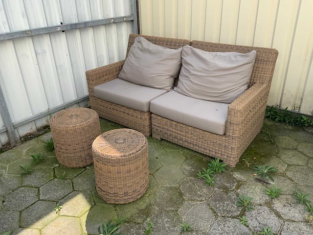 Borek - verdon - garden bench - afbeelding 2 van  9