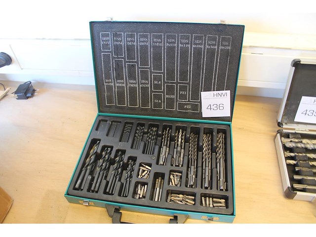 Boren- en bitkoffer. - afbeelding 1 van  3