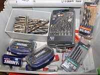 Boren en bitjes in diverse maten en uitvoeringen in kunststof systainer. - afbeelding 2 van  3