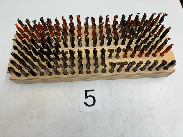 Boren en zaaglijn - afbeelding 4 van  6
