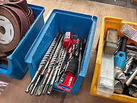 Boren, hijsogen en schuurpapier - afbeelding 9 van  10