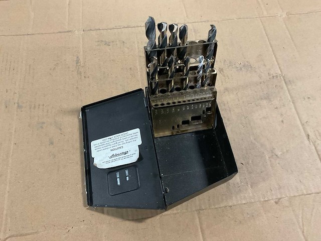 Borenset - afbeelding 1 van  3