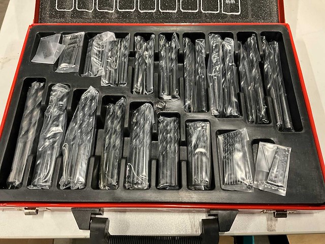 Borenset - afbeelding 3 van  4