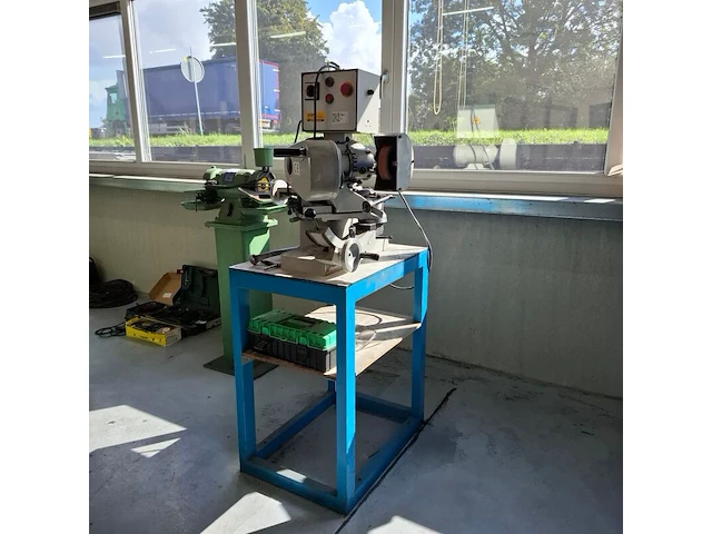 Borenslijpmachine farman, fc 32 - afbeelding 9 van  16