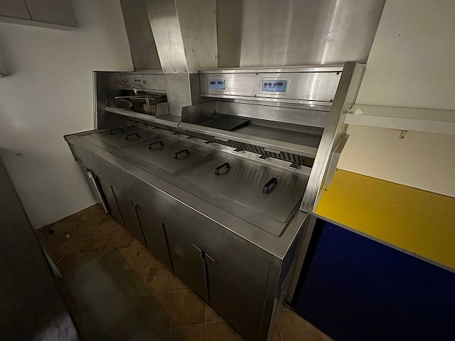 Boro frietwagen / verkoopwagen 79-whr-5 - afbeelding 6 van  28