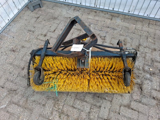 Borstel inrichting - afbeelding 2 van  5
