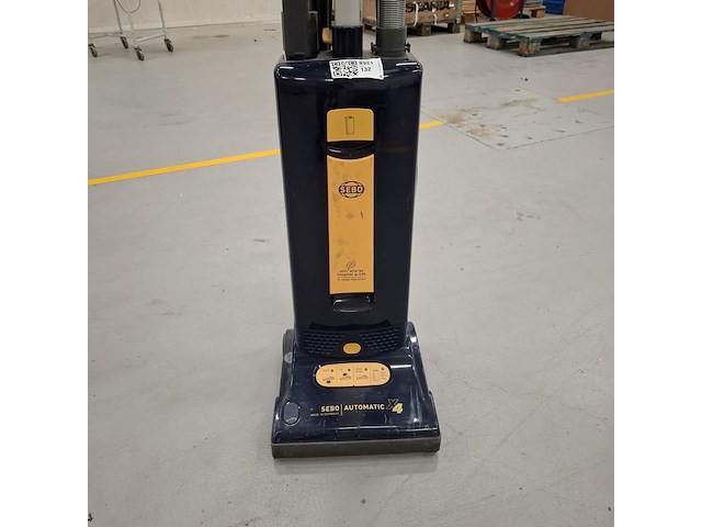 Borstel stofzuiger sebo, automatic x4 , s-klasse filtratie - afbeelding 2 van  8