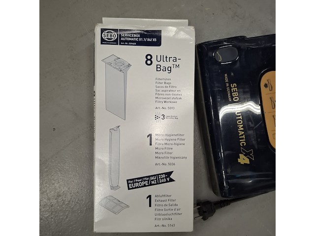 Borstel stofzuiger sebo, automatic x4 , s-klasse filtratie - afbeelding 8 van  8