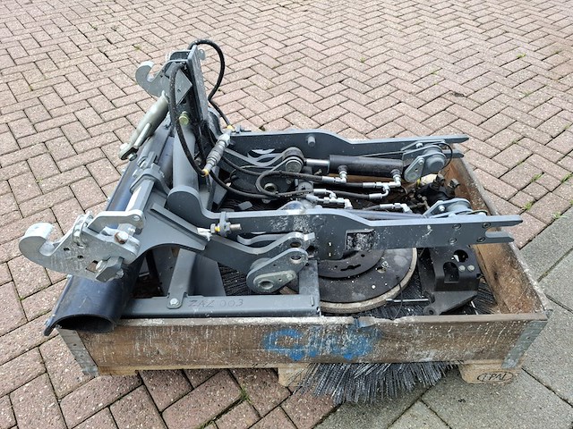 Borstelinstallatie, zaz-003, t.b.v. karcher mc130 plus - afbeelding 1 van  9