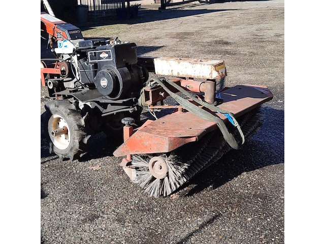 Borstelmachine iseki, a500f - afbeelding 7 van  14