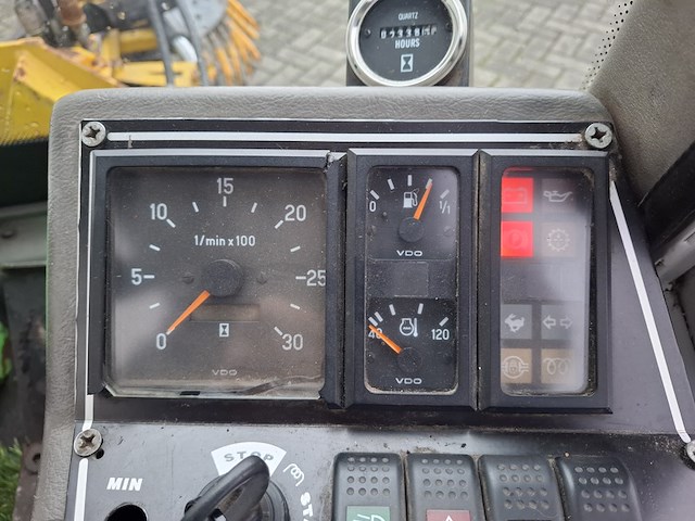 Borstelmachine, lm trac, 285, 2001 - afbeelding 4 van  38