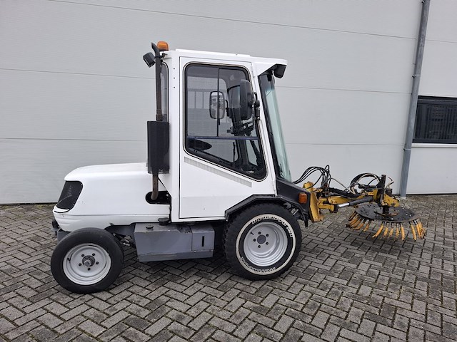 Borstelmachine, lm trac, 285, 2001 - afbeelding 1 van  38