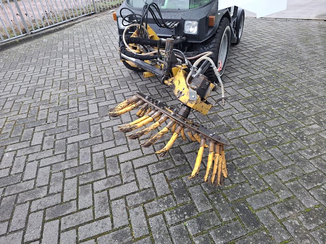 Borstelmachine, lm trac, 285, 2001 - afbeelding 30 van  38