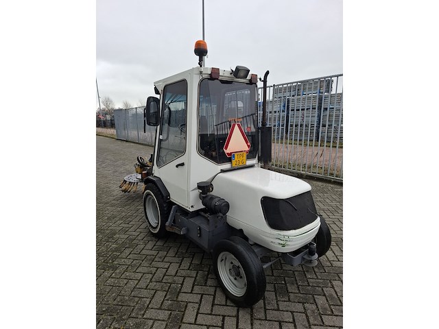 Borstelmachine, lm trac, 285, 2001 - afbeelding 33 van  38