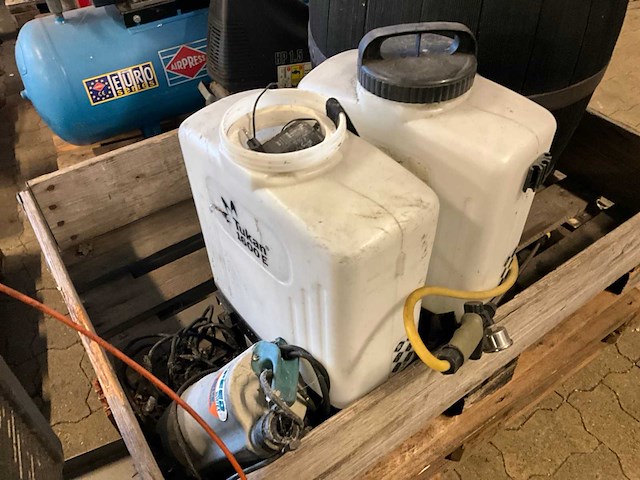 Bos- en tuintoebehoren - afbeelding 4 van  4