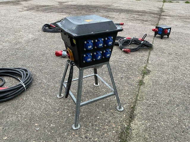 Bos 63a bouwaansluitkast - afbeelding 1 van  7