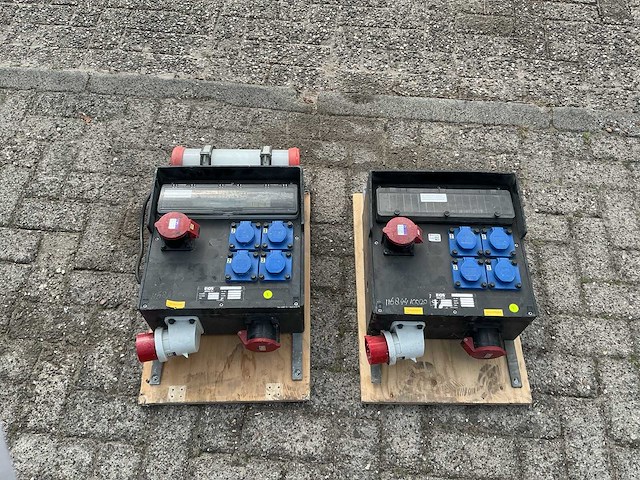 Bos elektro 32a verdeler site stroomdistributiebord (2x) - afbeelding 1 van  5