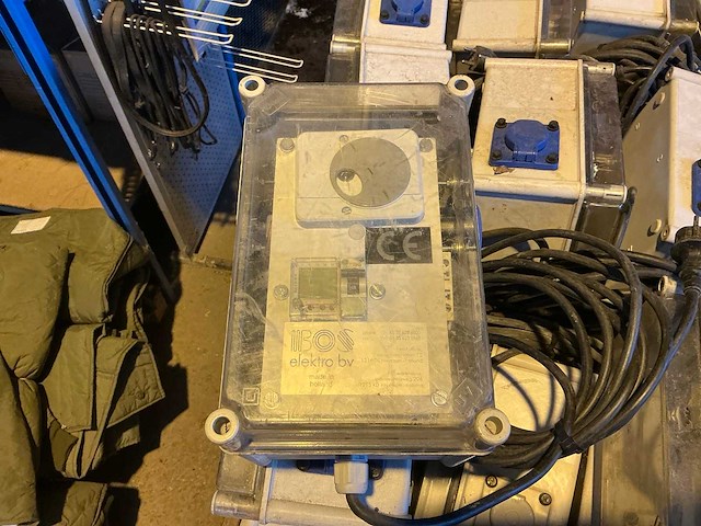 Bos elektro schakelkast (70x) - afbeelding 3 van  4