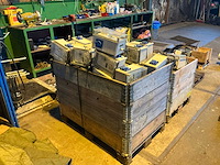 Bos elektro schakelkast (70x) - afbeelding 4 van  4