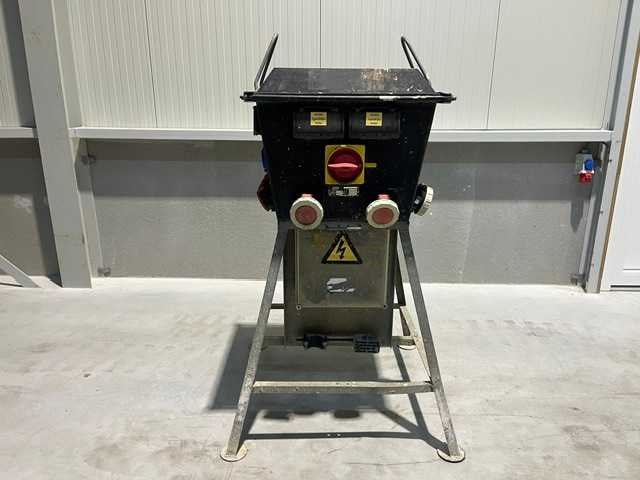 Bos grande 400 ampere - zwerfkast - verdeelkast - bouwstroomkast - afbeelding 1 van  6