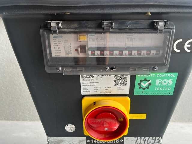 Bos midi hoog autolaadstation elektrische auto's - afbeelding 6 van  11